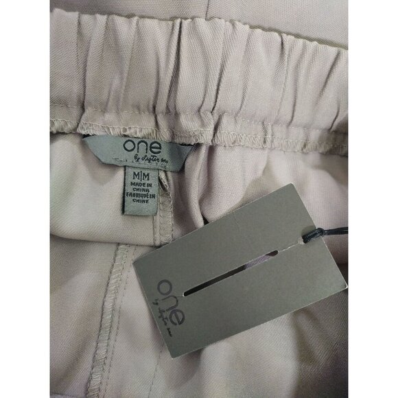Womens Taupe Wide-Leg Pull-On Pants M/M By One With Elastic Waist, NWT. - Picture 3 of 7